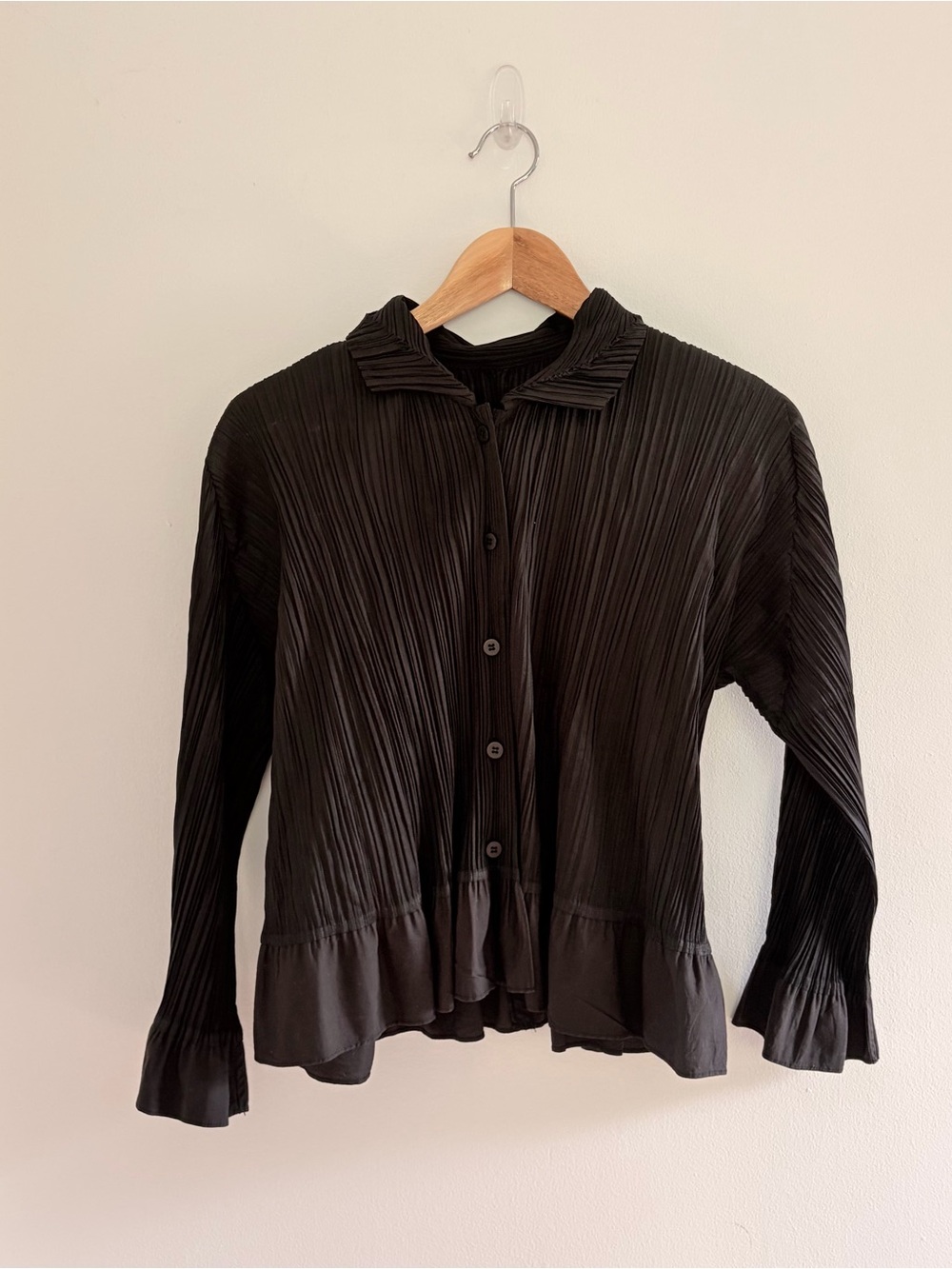 Pleats please by Issey Miyake black pleated button down - size 3